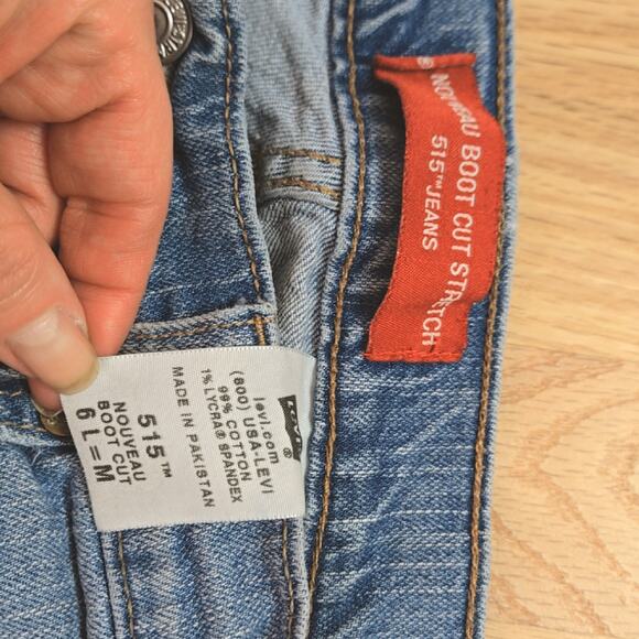 Levi's Y2K Nouveau Boot Cut Stretch Jeans 515 size 6L=M - Picture 4 of 6